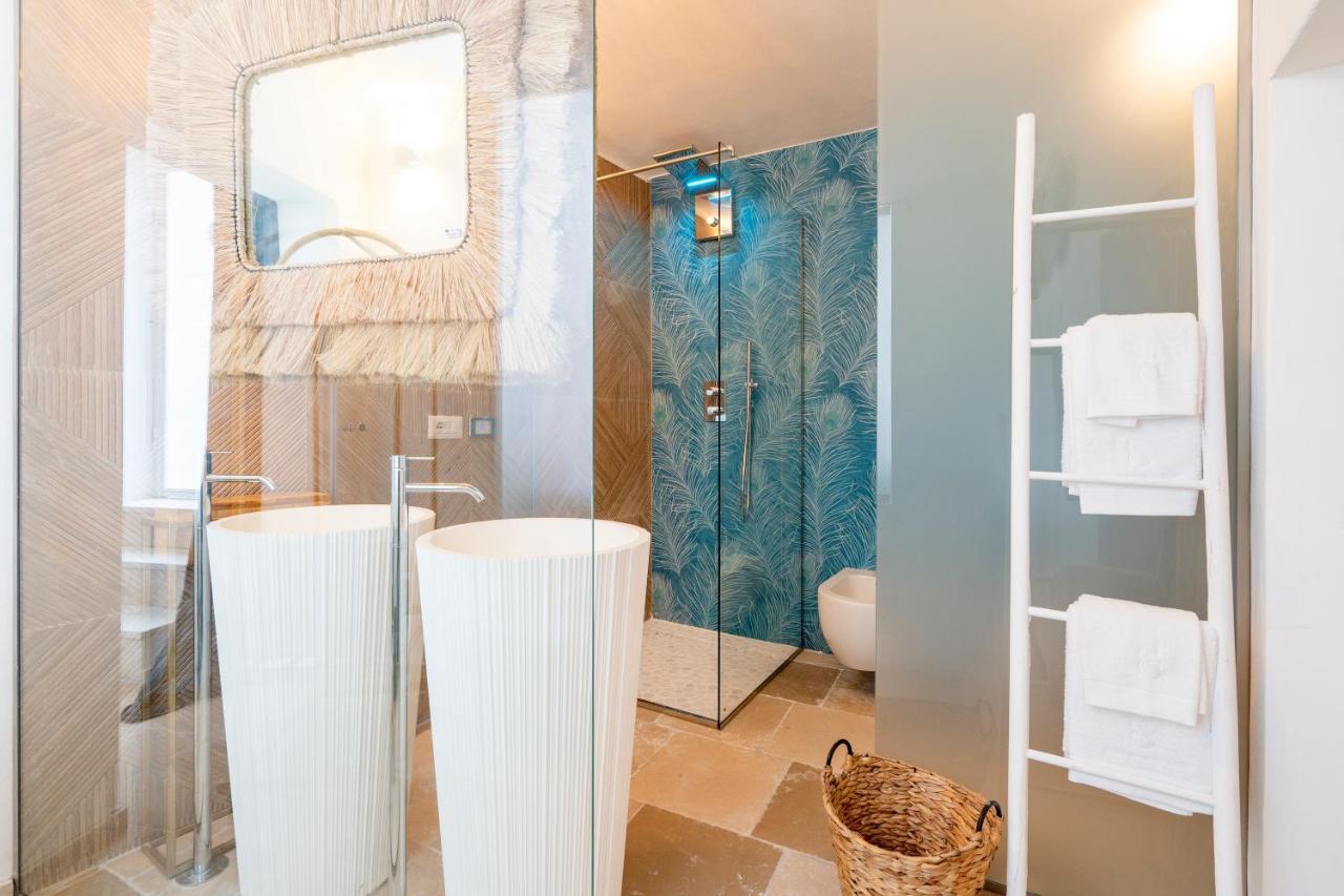 Apulia Charming Suites - Casa Lonfo Suite Sole Monopoli Exterior photo